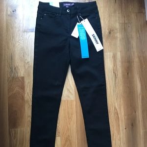 NWT it’s denim Tall long 36” inseam jeans